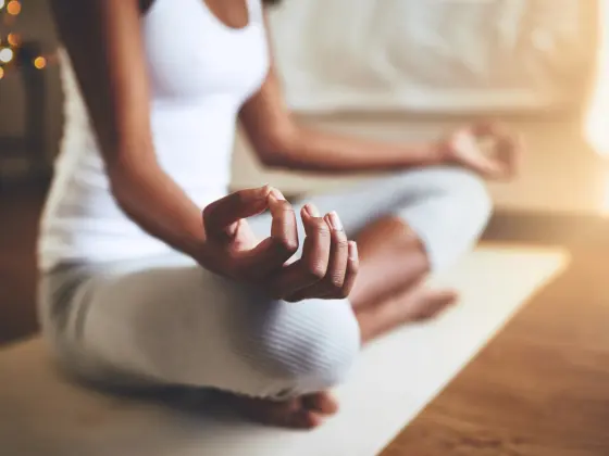 lớp yoga: hông khỏe mạnh
